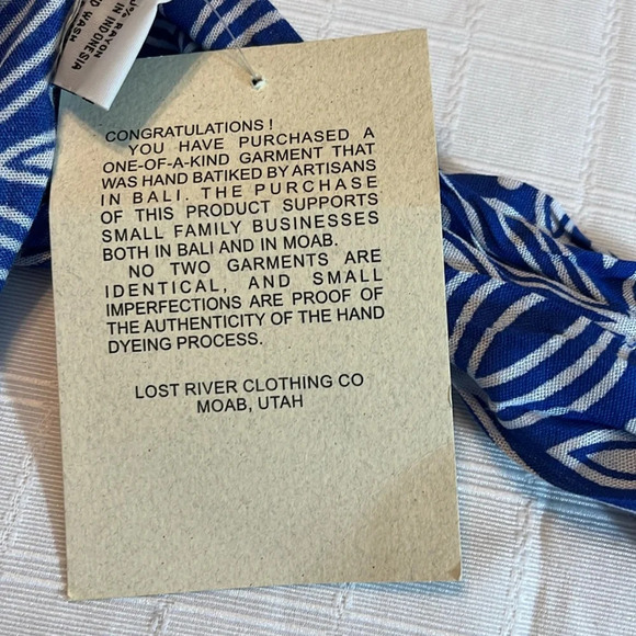 Lost River Clothing Company Boho Cottagecore Blue & White Wrap/Scarf Tassels NWT - Picture 7 of 7